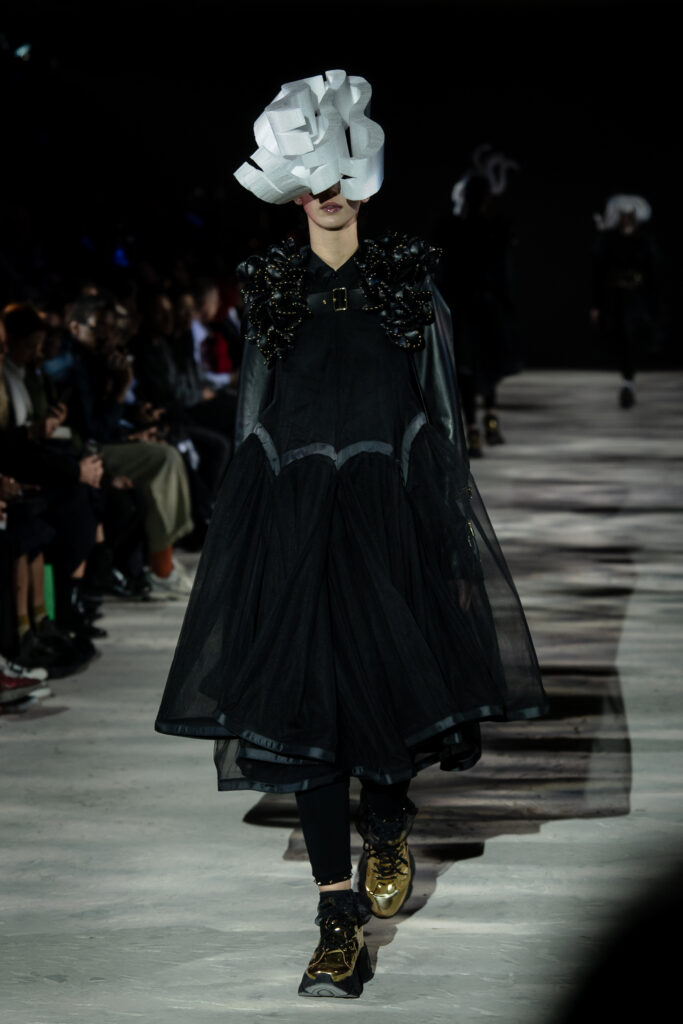Noir key Ninomiya dress during Paris Fasion Week 2025